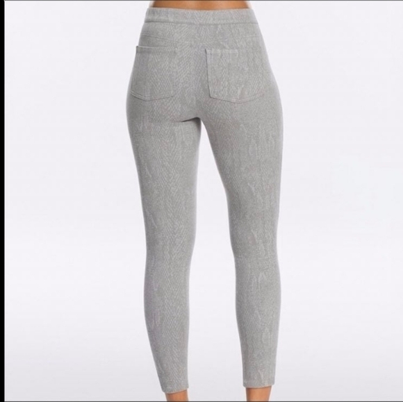 Spanx Jean-ish Ankle Leggings - Picture 3 of 7